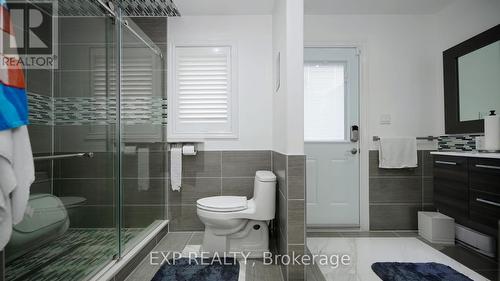 3125 Vandorf Side Road, Whitchurch-Stouffville, ON - Indoor Photo Showing Bathroom