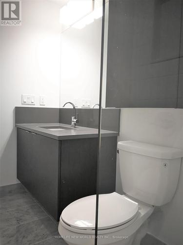 620 - 38 Iannuzzi Street, Toronto, ON - Indoor Photo Showing Bathroom