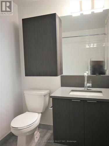 620 - 38 Iannuzzi Street, Toronto, ON - Indoor Photo Showing Bathroom