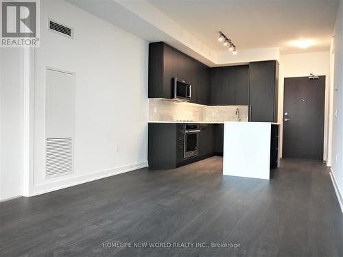 620 - 38 Iannuzzi Street, Toronto, ON - Indoor Photo Showing Kitchen