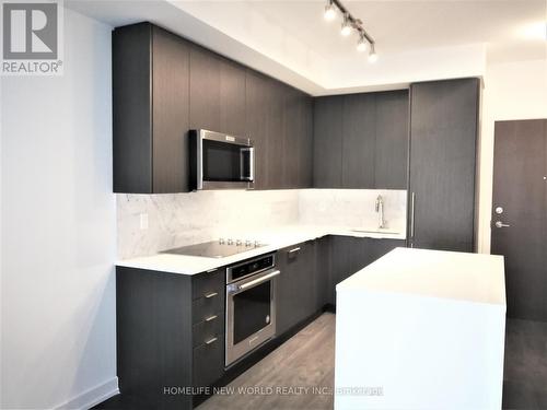 620 - 38 Iannuzzi Street, Toronto, ON - Indoor Photo Showing Kitchen With Upgraded Kitchen