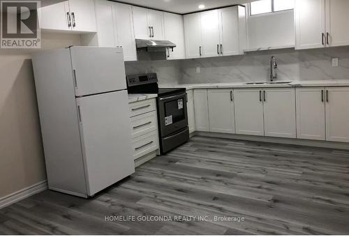 26 Kenley Crescent, Markham, ON - Indoor Photo Showing Kitchen