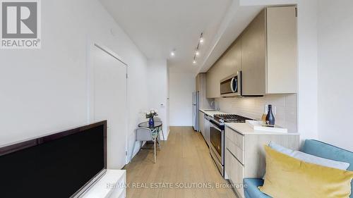 708 - 2A Church Street, Toronto, ON - Indoor Photo Showing Kitchen With Upgraded Kitchen