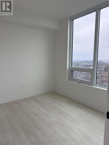 1311 - 117 Broadway Avenue, Toronto, ON - Indoor Photo Showing Other Room