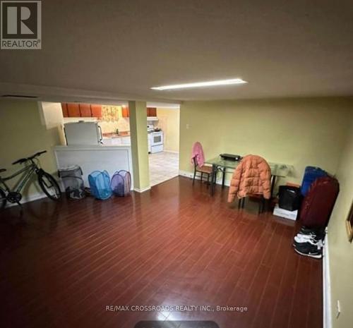 15 Courtlands Drive, Toronto, ON - Indoor Photo Showing Other Room