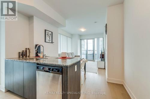 2304 - 20 Shore Breeze Drive, Toronto, ON - Indoor Photo Showing Kitchen