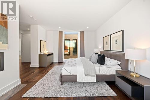 15 Fairmeadow Avenue, Toronto, ON - Indoor Photo Showing Bedroom