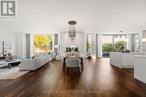 15 Fairmeadow Avenue, Toronto, ON - Indoor Photo Showing Living Room