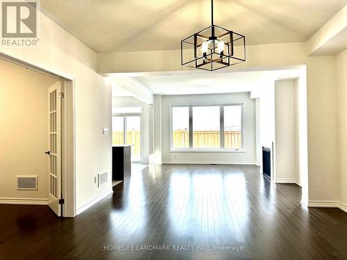 37 Maskell Crescent, Whitby, ON - Indoor Photo Showing Other Room