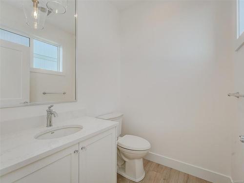 2287 Hudson Terr, Sooke, BC - Indoor Photo Showing Bathroom