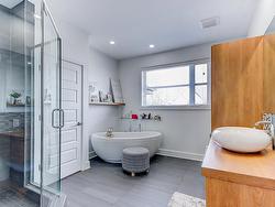 Ensuite bathroom - 