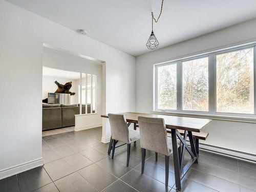 Salle Ã  manger - 11 Rue Boivin, Saint-Hippolyte, QC - Indoor Photo Showing Dining Room