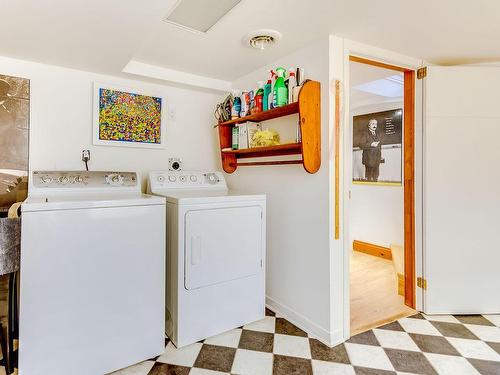 Salle de lavage - 153 Ch. Asa-Frary, Sutton, QC - Indoor Photo Showing Laundry Room