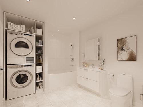 Bathroom - 101-570 Rue Du Ruisseau, Mont-Tremblant, QC - Indoor Photo Showing Laundry Room