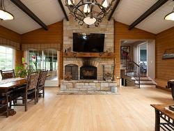 Family room - 