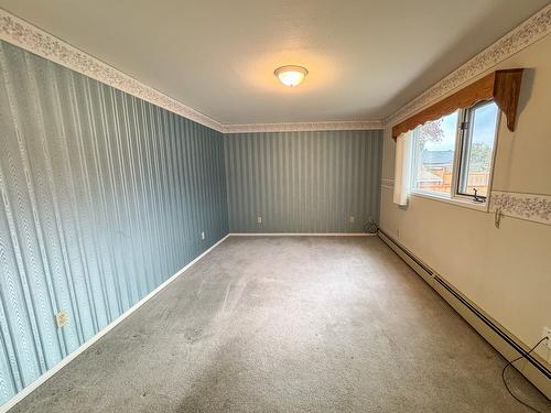 1800 2A Street, Cranbrook, BC - Indoor Photo Showing Other Room