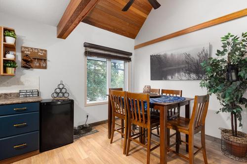 988 Dewdney Way, Kimberley, BC - Indoor Photo Showing Dining Room