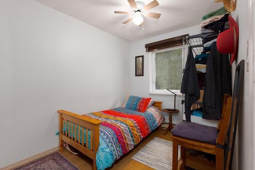 988 Dewdney Way, Kimberley, BC - Indoor Photo Showing Bedroom