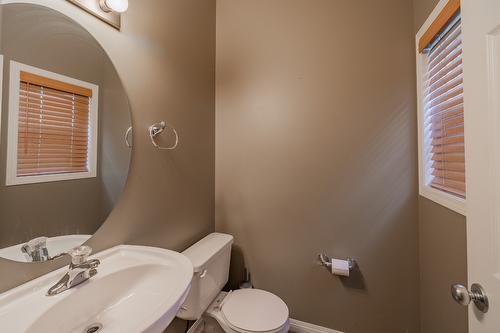 2208 Westside Park Avenue, Invermere, BC - Indoor Photo Showing Bathroom