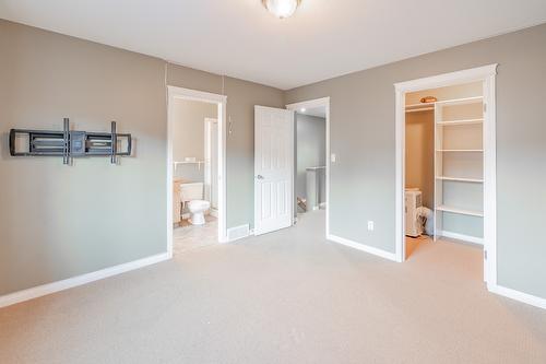 2208 Westside Park Avenue, Invermere, BC - Indoor