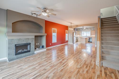 2208 Westside Park Avenue, Invermere, BC - Indoor Photo Showing Living Room With Fireplace