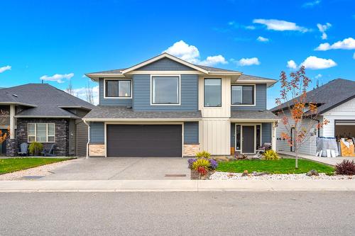 2714 Beachmount Crescent, Kamloops, BC - Outdoor With Facade