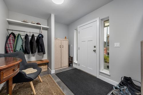 2714 Beachmount Crescent, Kamloops, BC - Indoor Photo Showing Other Room