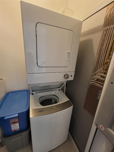 425-1151 Gerry Sorensen Way, Kimberley, BC - Indoor Photo Showing Laundry Room