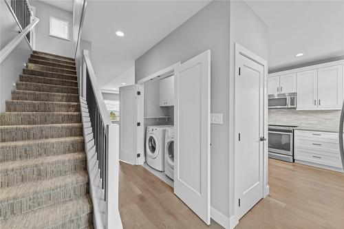 4-2171 Van Horne Drive, Kamloops, BC - Indoor Photo Showing Laundry Room