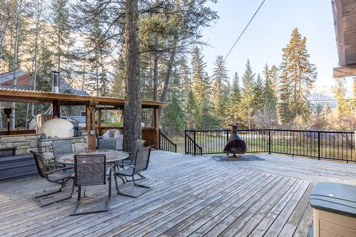 4736 Copper Crescent, Windermere, BC - Outdoor With Deck Patio Veranda With Exterior