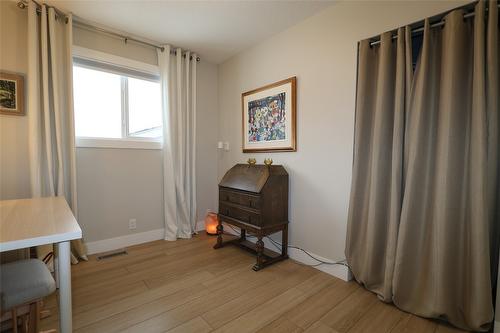 545 309Th Avenue, Kimberley, BC - Indoor Photo Showing Other Room