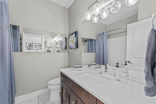 3600 Sillaro Drive, Kamloops, BC - Indoor Photo Showing Bathroom