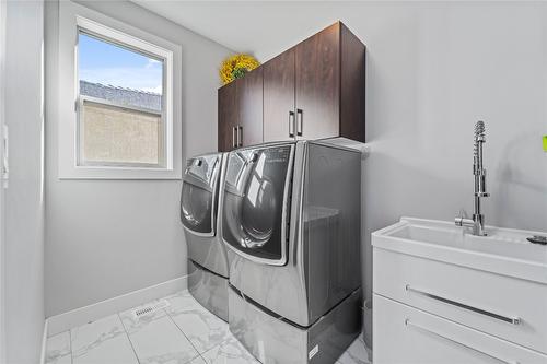 3600 Sillaro Drive, Kamloops, BC - Indoor Photo Showing Laundry Room