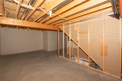 4791 Uplands Drive, Kamloops, BC - Indoor Photo Showing Basement