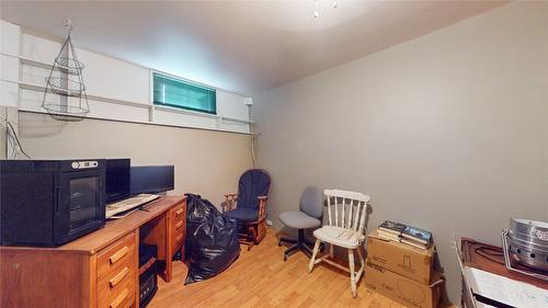 33 Little Van Horne Street, Cranbrook, BC - Indoor Photo Showing Office