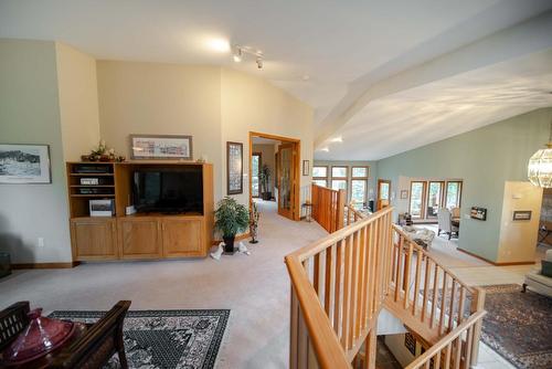 3023 Westside Road, Moyie, BC - Indoor Photo Showing Other Room