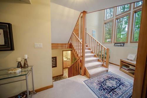 3023 Westside Road, Moyie, BC - Indoor Photo Showing Other Room