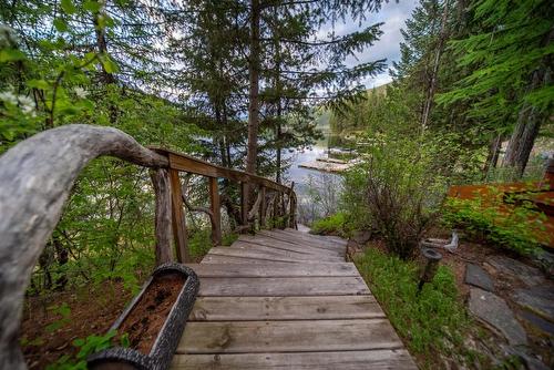 3023 Westside Road, Moyie, BC - Outdoor