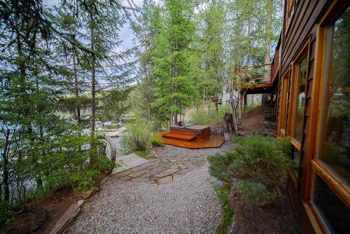 3023 Westside Road, Moyie, BC - Outdoor