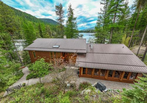 3023 Westside Road, Moyie, BC - Outdoor