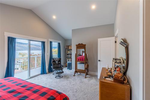 6519 Savona Access Road, Kamloops, BC - Indoor Photo Showing Bedroom