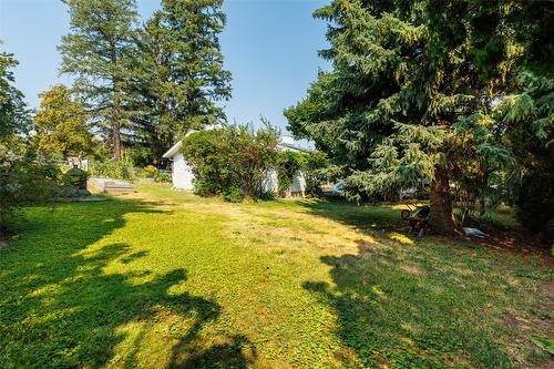 1405 Alder Street, Creston, BC - Outdoor