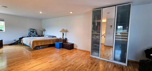 3560 Island Pond Road, Skookumchuck, BC - Indoor Photo Showing Bedroom