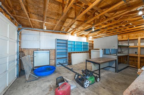 220 Lakeshore Drive, Chase, BC - Indoor Photo Showing Basement