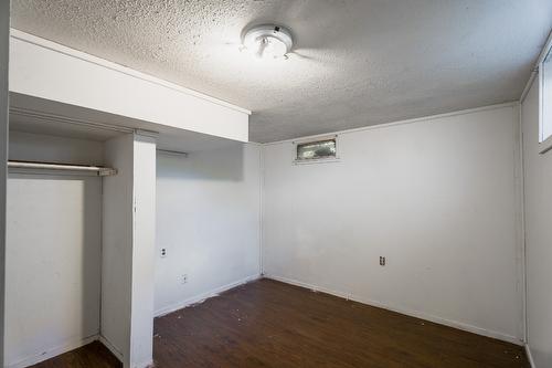 928 Sherbrooke Avenue, Kamloops, BC - Indoor Photo Showing Other Room