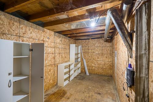 928 Sherbrooke Avenue, Kamloops, BC - Indoor Photo Showing Basement