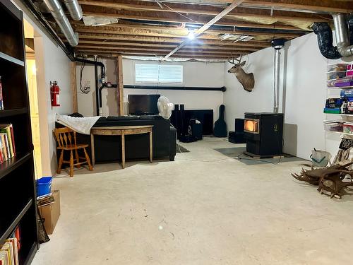 373 Oriole Way, Barriere, BC - Indoor Photo Showing Basement