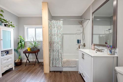 272 Guru Nanak Place, Clearwater, BC - Indoor Photo Showing Bathroom