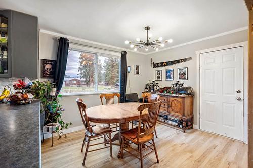 272 Guru Nanak Place, Clearwater, BC - Indoor Photo Showing Dining Room