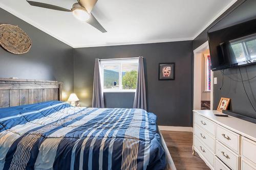 272 Guru Nanak Place, Clearwater, BC - Indoor Photo Showing Bedroom